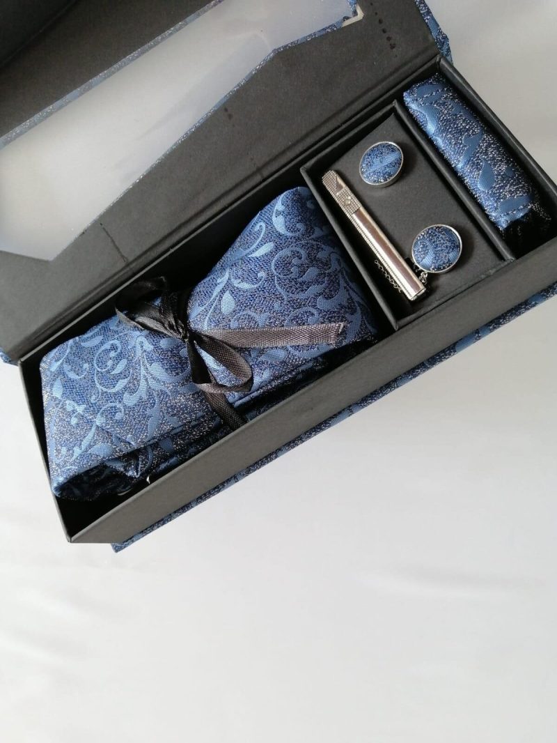 SET CRAVATA +BATISTA +BUTONI+AC ST100