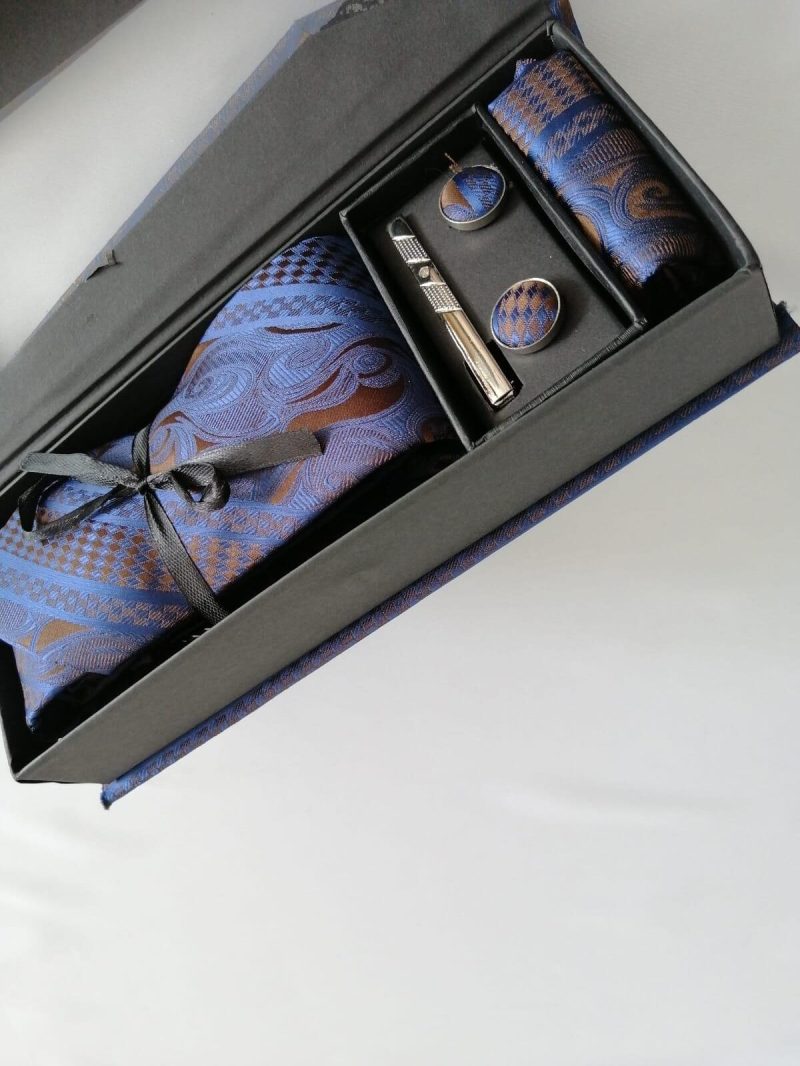 SET CRAVATA +BATISTA +BUTONI+AC ST104